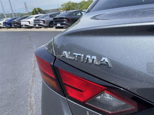 Gun Metallic 2020 Nissan Altima 2.5 S
