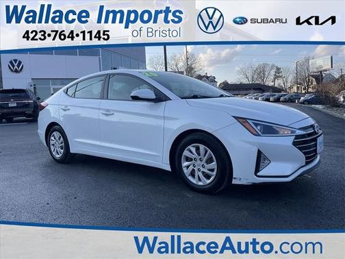 2020 Hyundai ELANTRA SE