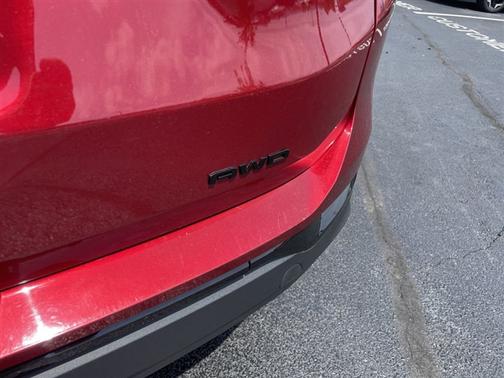 Cayenne Red Tintcoat 2022 GMC Terrain SLE