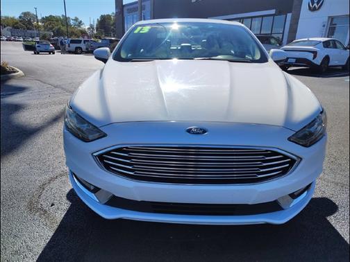 Oxford White 2018 Ford Fusion Hybrid SE