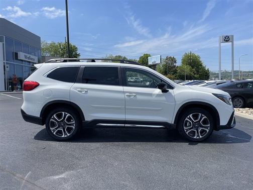 Crystal White Pearl 2026 Subaru Ascent Limited