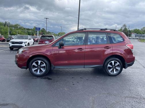 Venetian Red Pearl 2017 Subaru Forester 2.5i