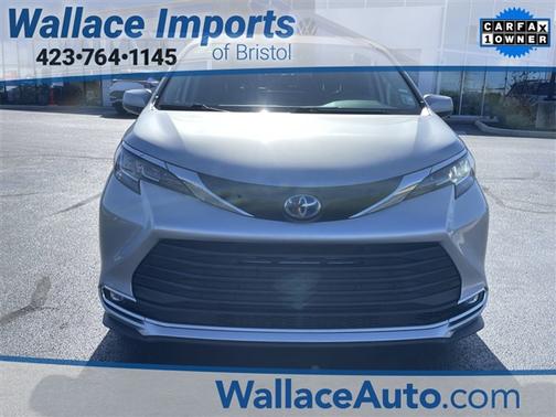 2023 Toyota Sienna XLE