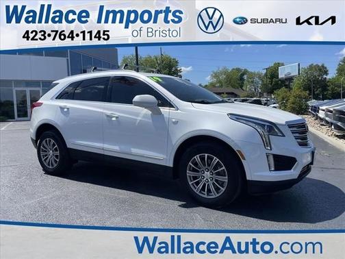 Crystal White Tri-Coat 2019 Cadillac XT5 Luxury