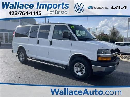 Summit White 2019 Chevrolet Express 2500 LT