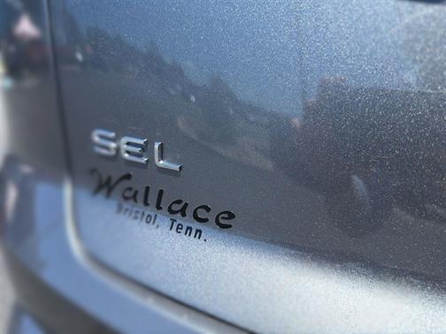 Platinum Gray Metallic 2024 Volkswagen Atlas Cross Sport 2.0T SEL R-Line