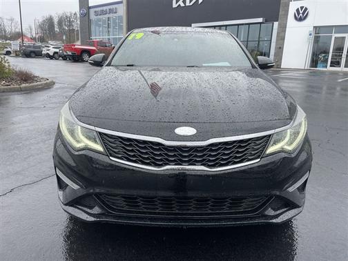 Ebony Black 2019 Kia Optima LX
