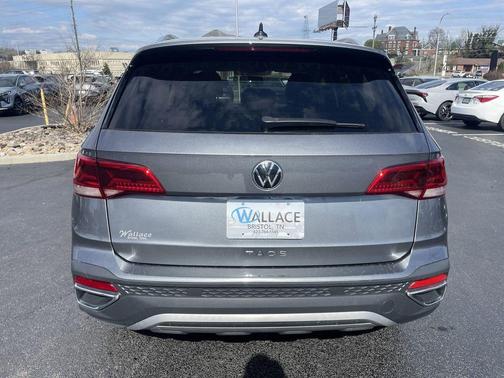 2022 Volkswagen Taos 1.5T SE