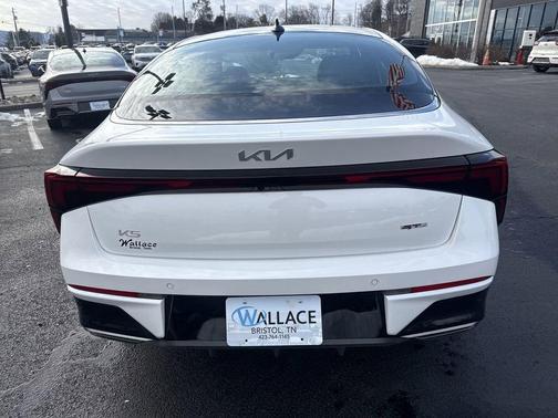 Snow White Pearl 2026 Kia K5 GT-Line
