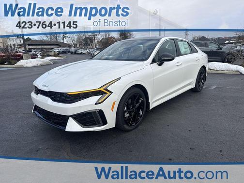 Snow White Pearl 2026 Kia K5 GT-Line