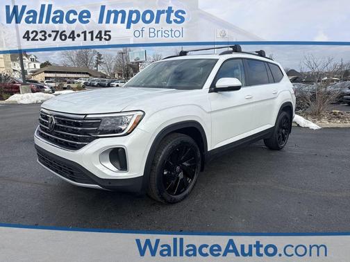 Opal White Pearl 2026 Volkswagen Atlas 2.0T SE W/TECHNOLOGY