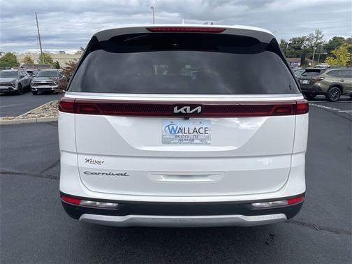 2022 Kia Carnival LX