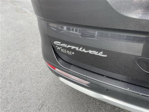 2022 Kia Carnival LXS