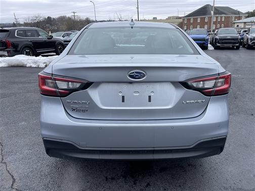2024 Subaru Legacy 