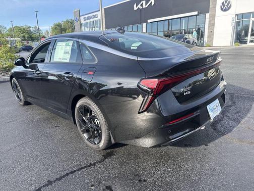 Aurora Black Pearl 2026 Kia K5 GT-Line