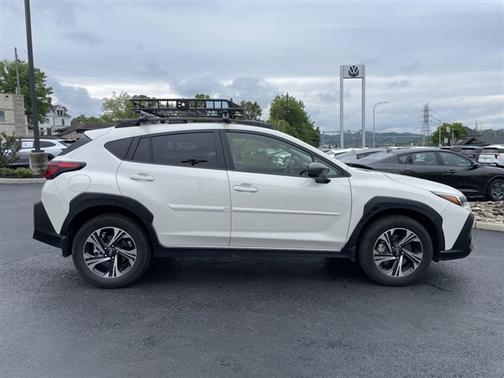 Crystal White Pearl 2024 Subaru Crosstrek Premium