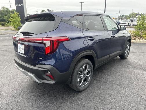 Dark Ocean Blue 2026 Kia Seltos LX