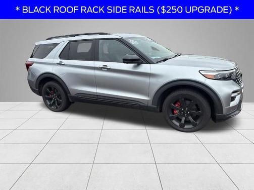 ICONIC SILVER METALLIC 2022 Ford Explorer ST