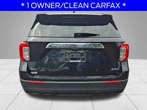 AGATE BLACK METALLIC 2022 Ford Explorer XLT