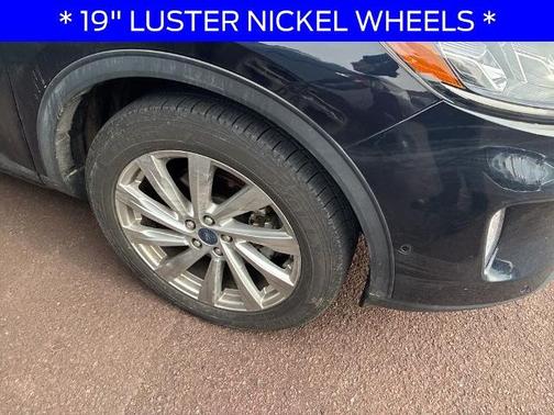 2021 Ford Escape TITANIUM