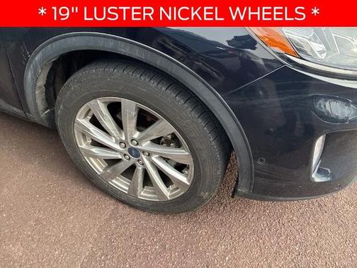 2021 Ford Escape TITANIUM