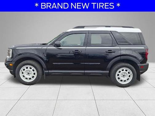SHADOW BLACK 2023 Ford Bronco Sport HERITAGE