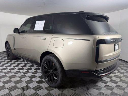 Batumi Gold Premium Metallic 2025 Land Rover Range Rover P550e SE