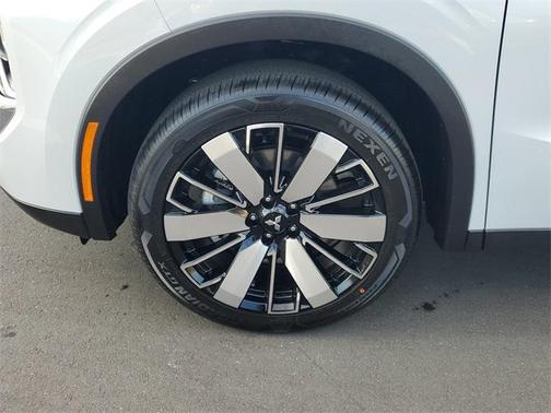 2025 Mitsubishi Outlander SE 2.5 2WD
