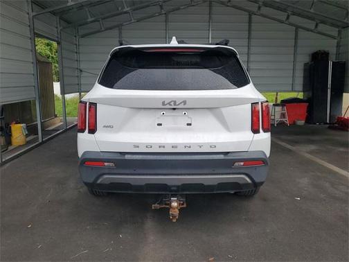 2022 Kia Sorento S