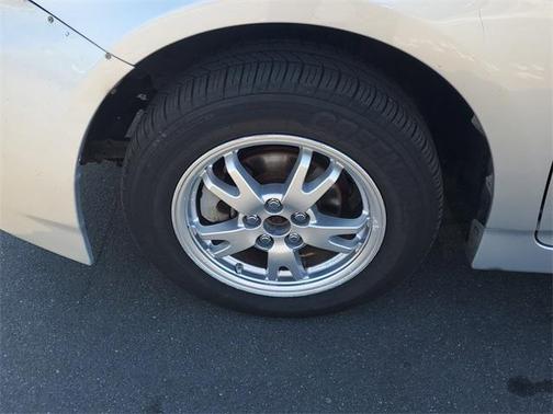 2010 Toyota Prius III