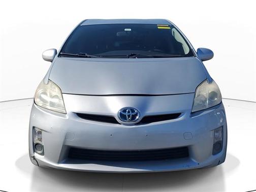 2010 Toyota Prius III