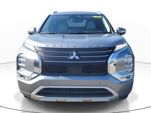 2022 Mitsubishi Outlander SEL 2.5 2WD