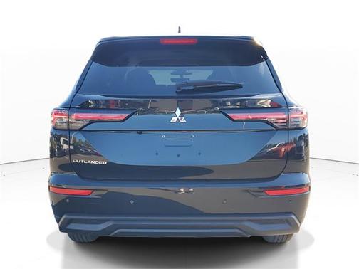 2025 Mitsubishi Outlander ES 2.5 2WD