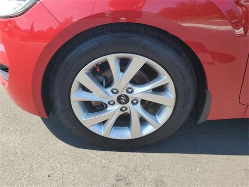 2016 Hyundai Veloster Base