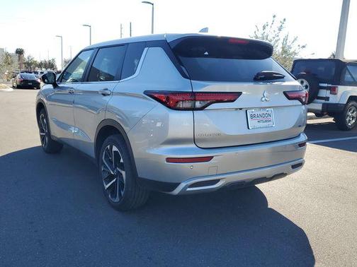 2024 Mitsubishi Outlander SE 2.5 S-AWC