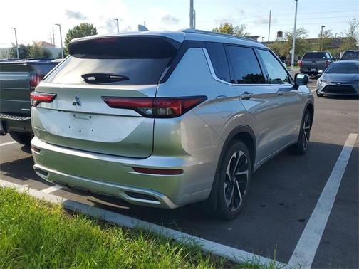 2023 Mitsubishi Outlander SEL 2.5 2WD