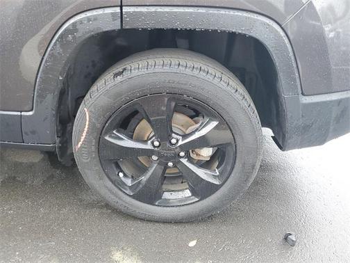 2020 Jeep Cherokee Altitude