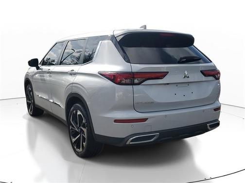 2022 Mitsubishi Outlander ES 2.5 2WD