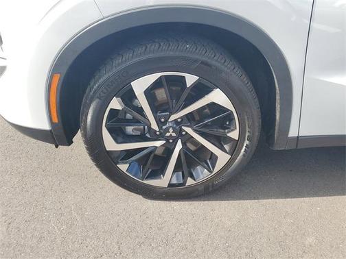 2022 Mitsubishi Outlander ES 2.5 2WD