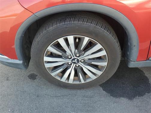 2019 Mitsubishi Outlander ES