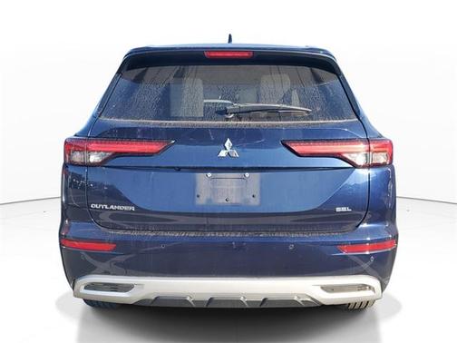 2022 Mitsubishi Outlander SEL 2.5 2WD