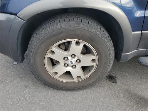 2003 Ford Escape XLT