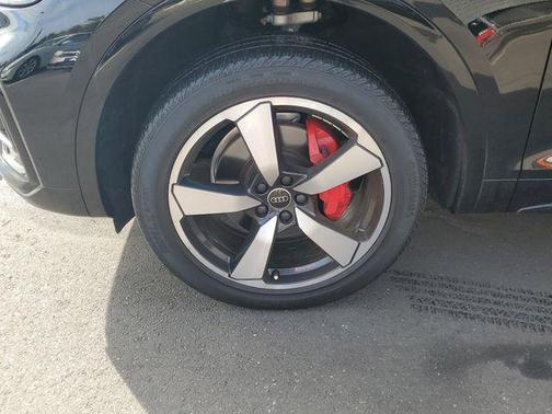 2024 Audi Q5 45 S line Premium Plus