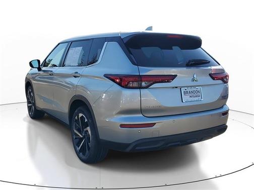 2022 Mitsubishi Outlander ES 2.5 2WD