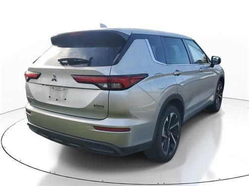 2022 Mitsubishi Outlander ES 2.5 2WD