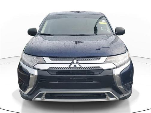 2019 Mitsubishi Outlander ES