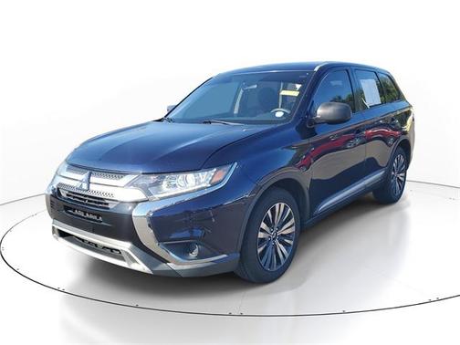 2019 Mitsubishi Outlander ES