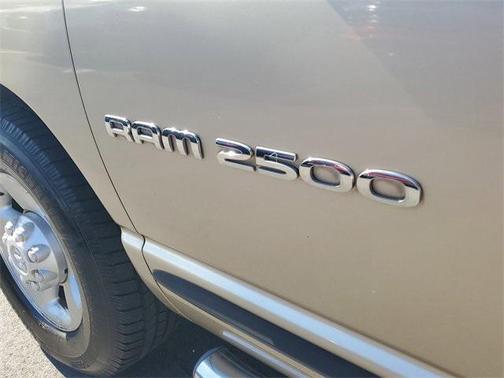 2005 Dodge Ram 2500 SLT Quad Cab