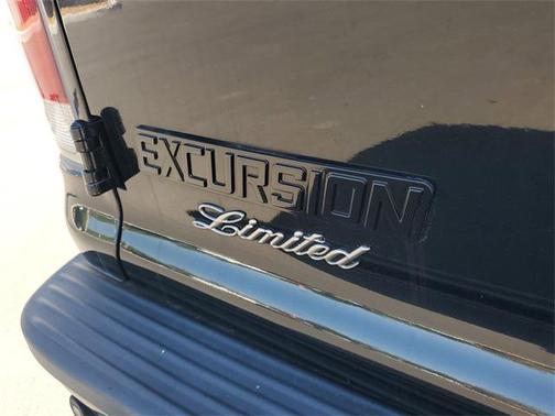 2003 Ford Excursion Limited