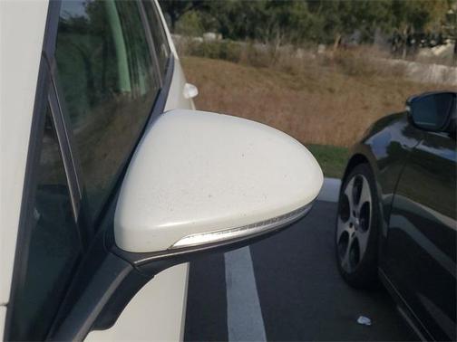 2016 Volkswagen Golf TSI S 4-Door